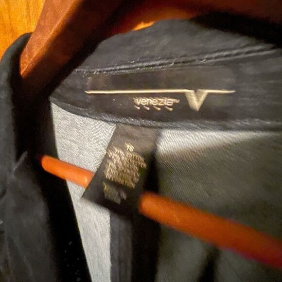 Denim Blazer with Button Detail - Picture 4 of 9